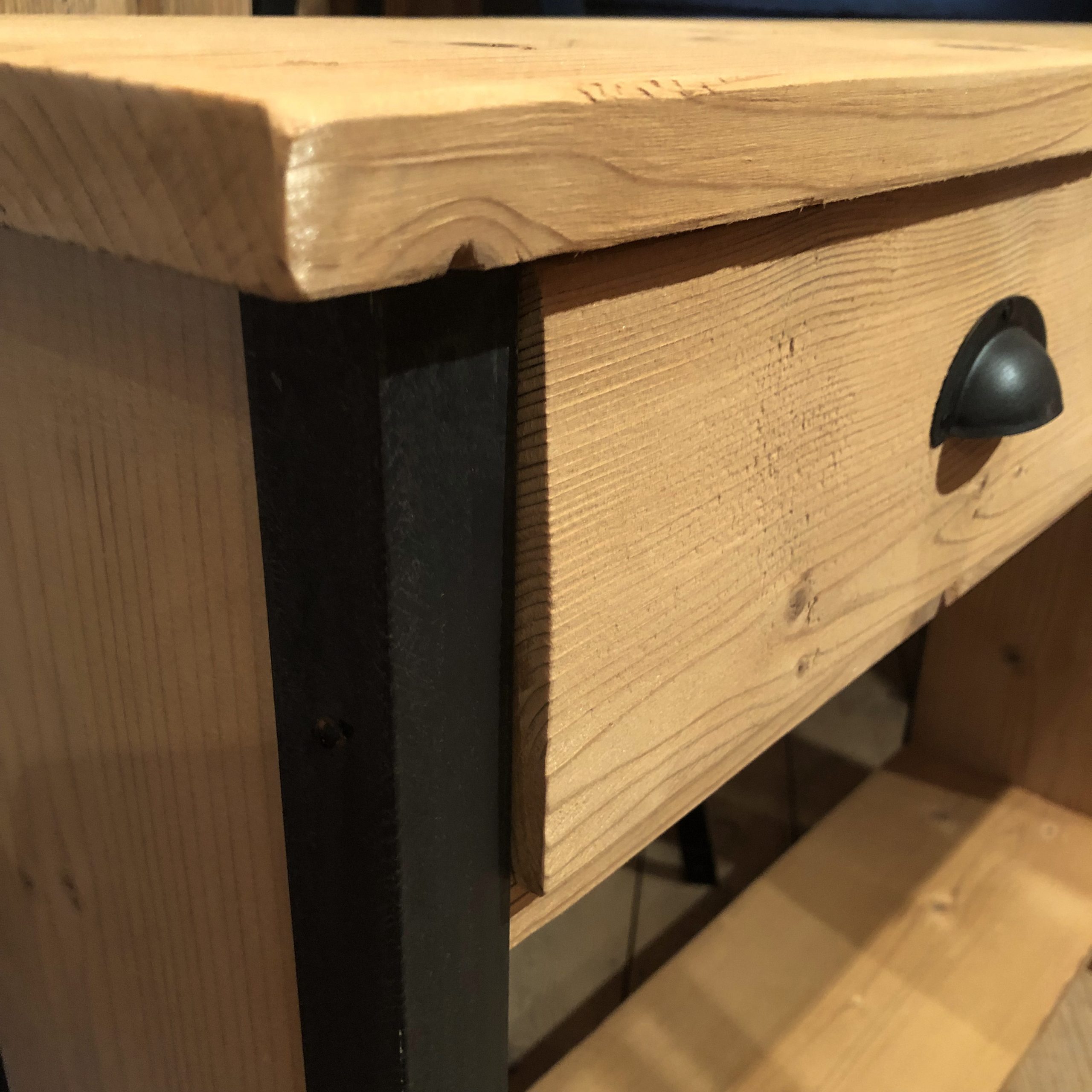 Meuble de chalet sur mesure, atelier des Gets