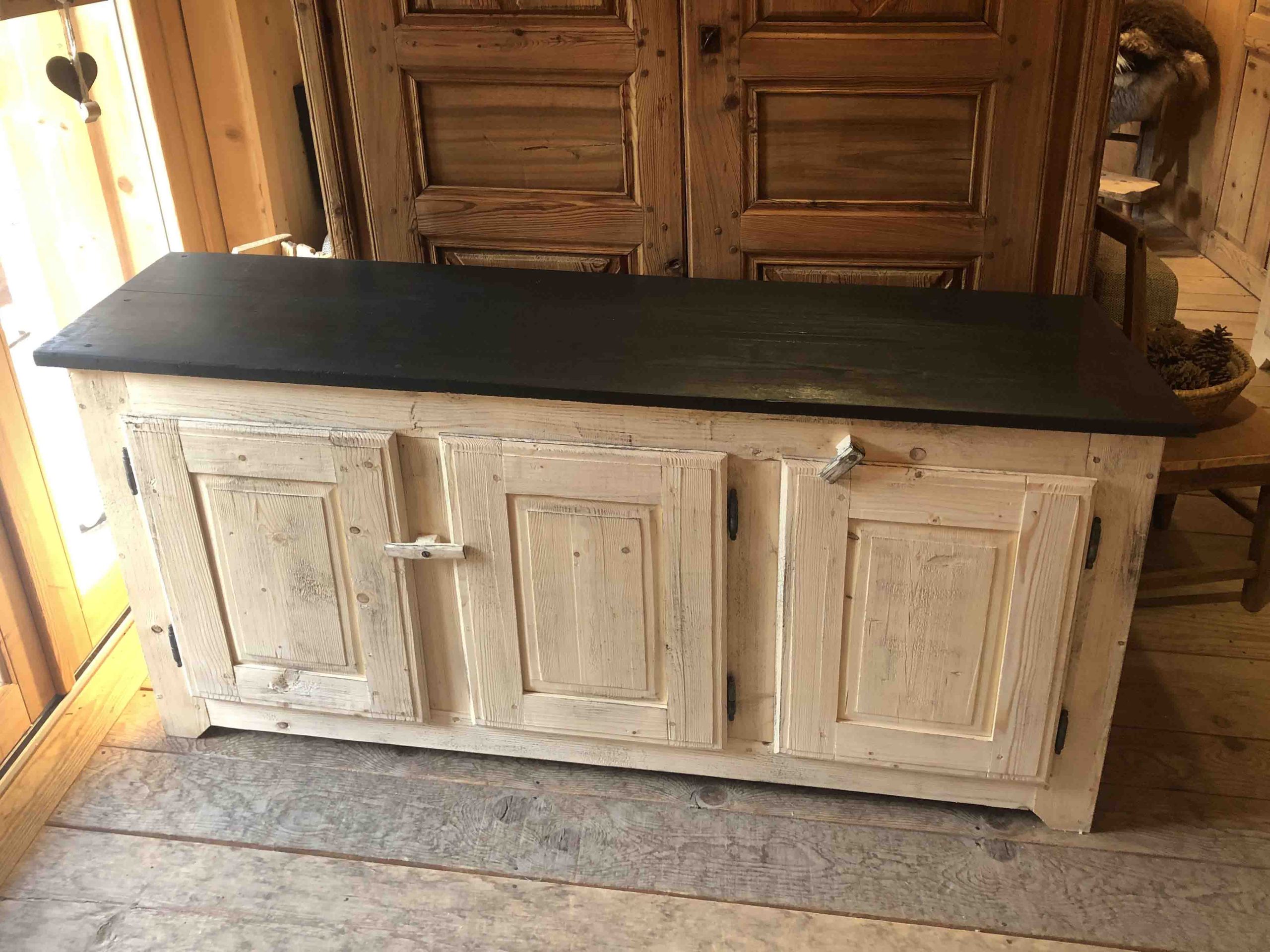 Meuble de chalet sur mesure, atelier des Gets