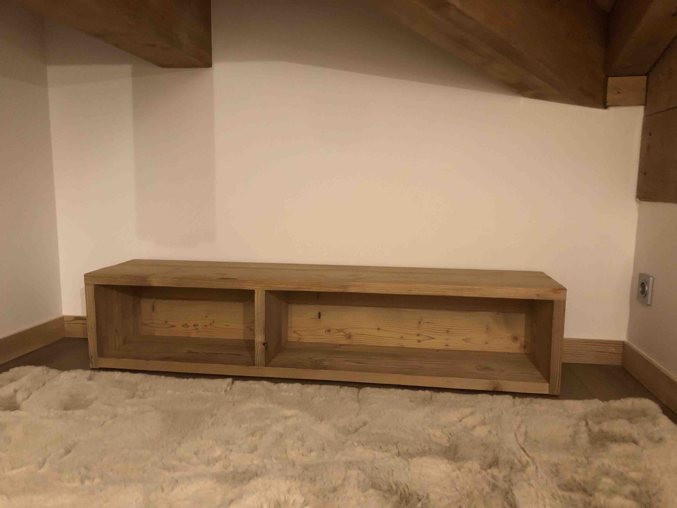 Meuble design montagne sur mesure, atelier des Gets