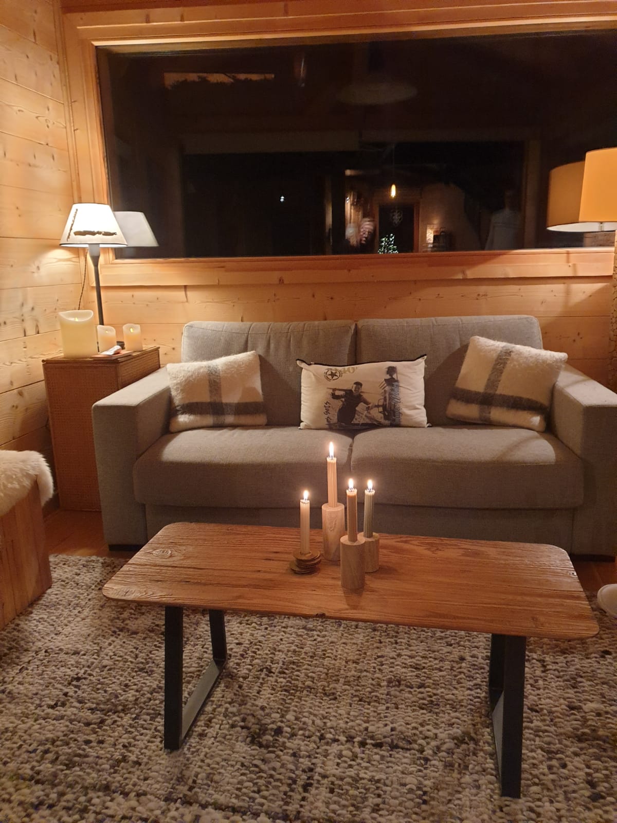 Table basse design montagne sur mesure, atelier des Gets