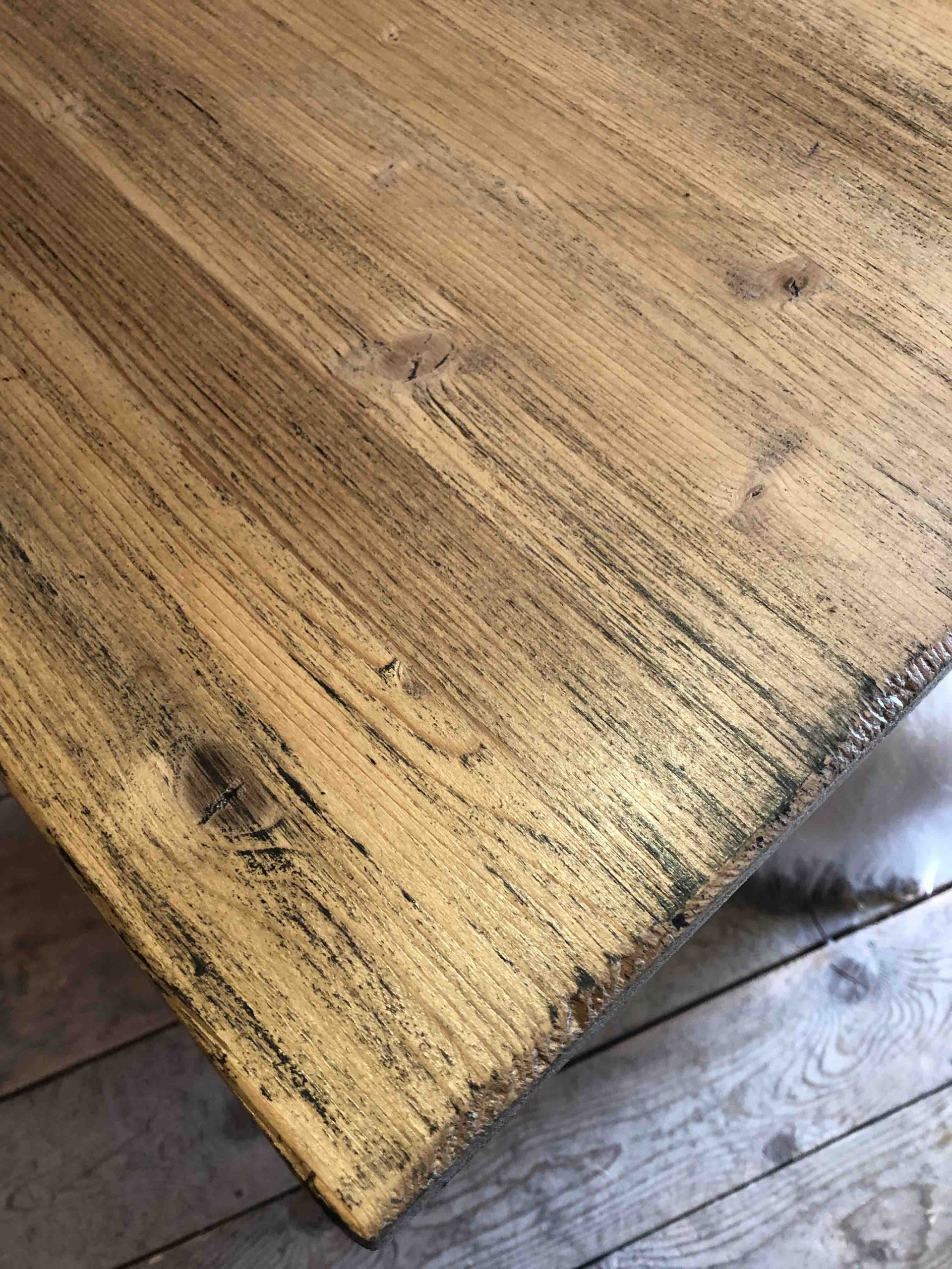 Table design montagne sur mesure, atelier des Gets